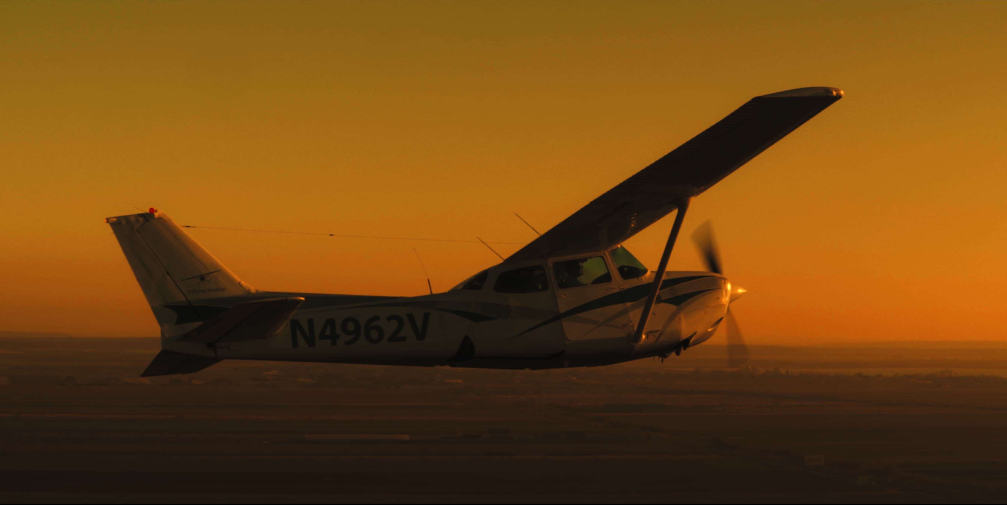CESSNA 172RG - imagine 1
